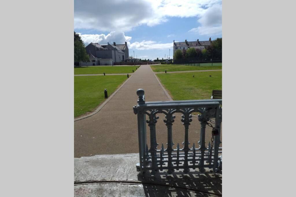 Are You Looking For A Big Piece Of Heaven? Warrenpoint Exterior foto